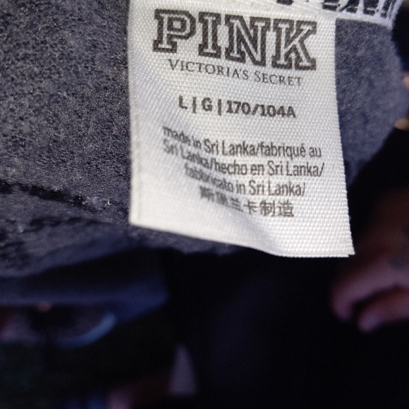 Victoria secret sweater large - Picture 2 of 2